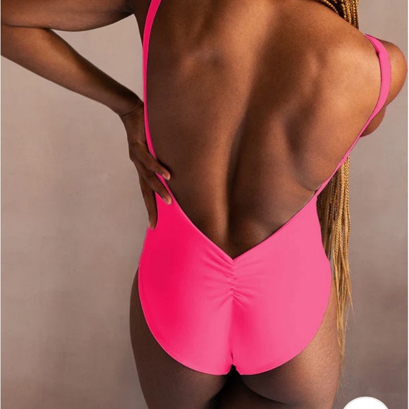 NWT Londre Swimsuit - Picture 2 of 4